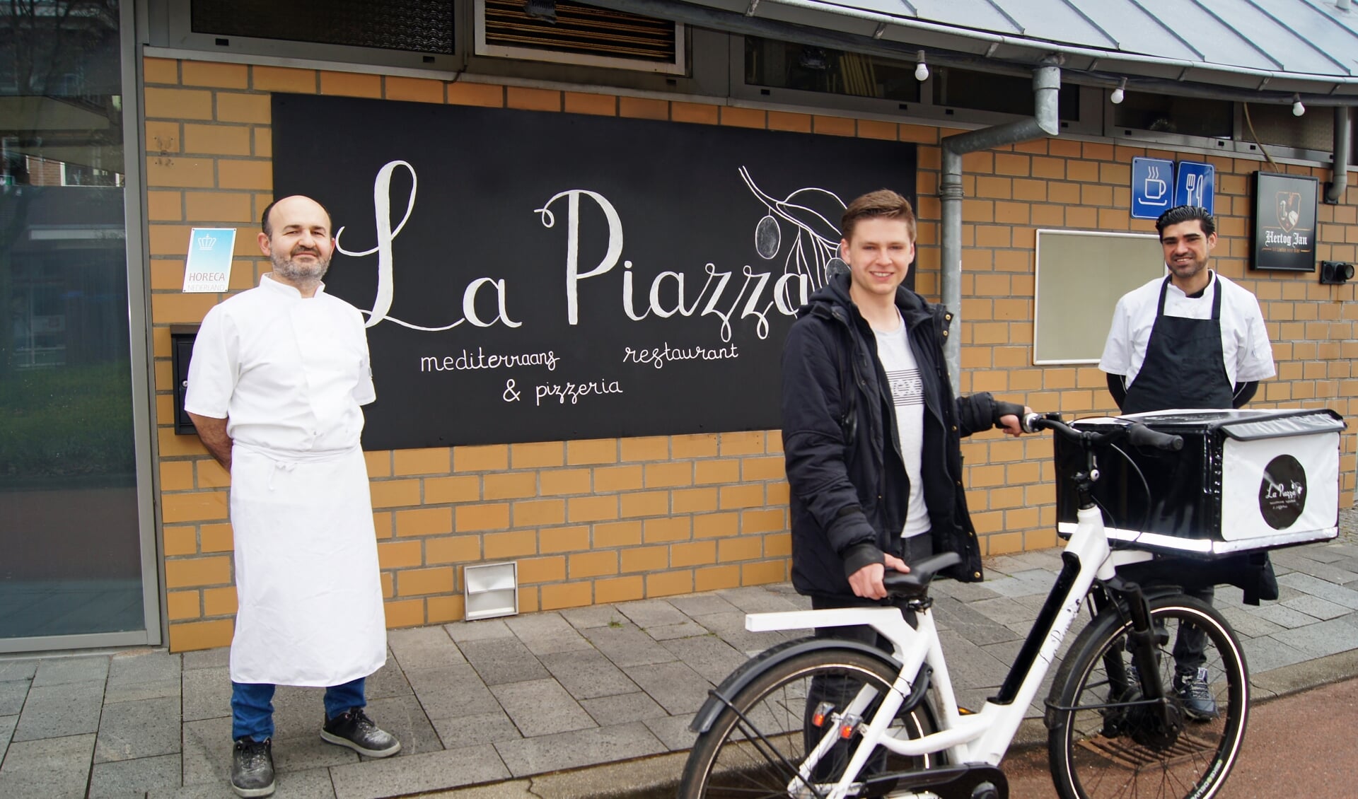 pizzeria la piazza