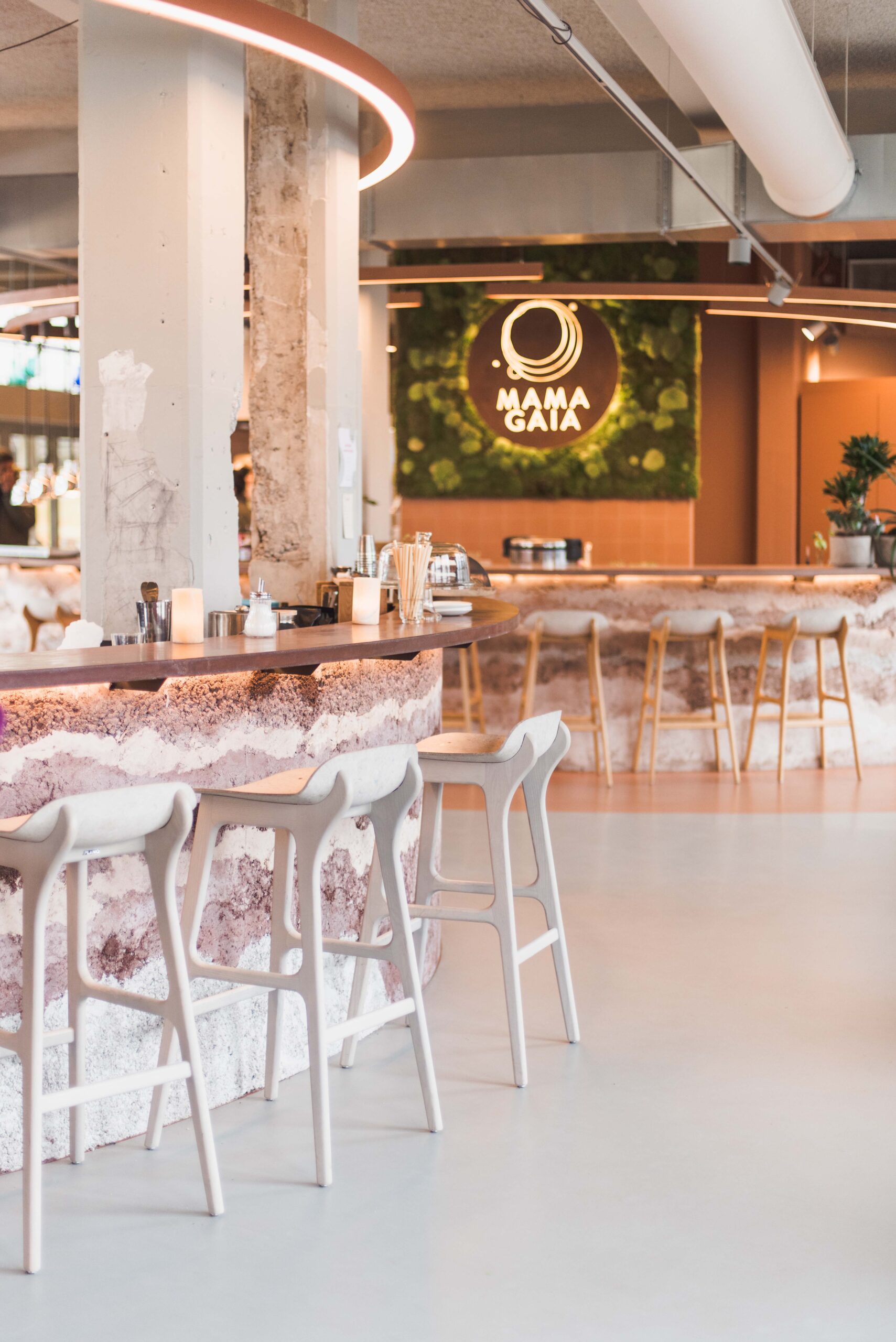 restaurant mama